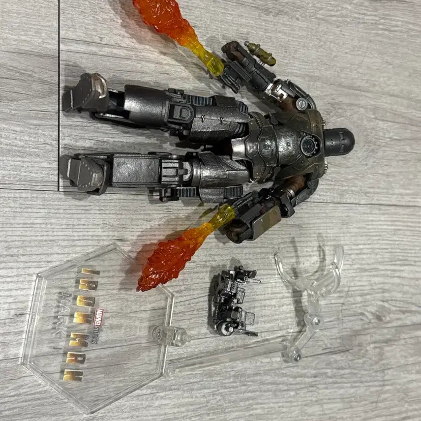 [BUNJANG] Iron Man Mark 1 Figure / 아이언맨 마크1 피규어 판매