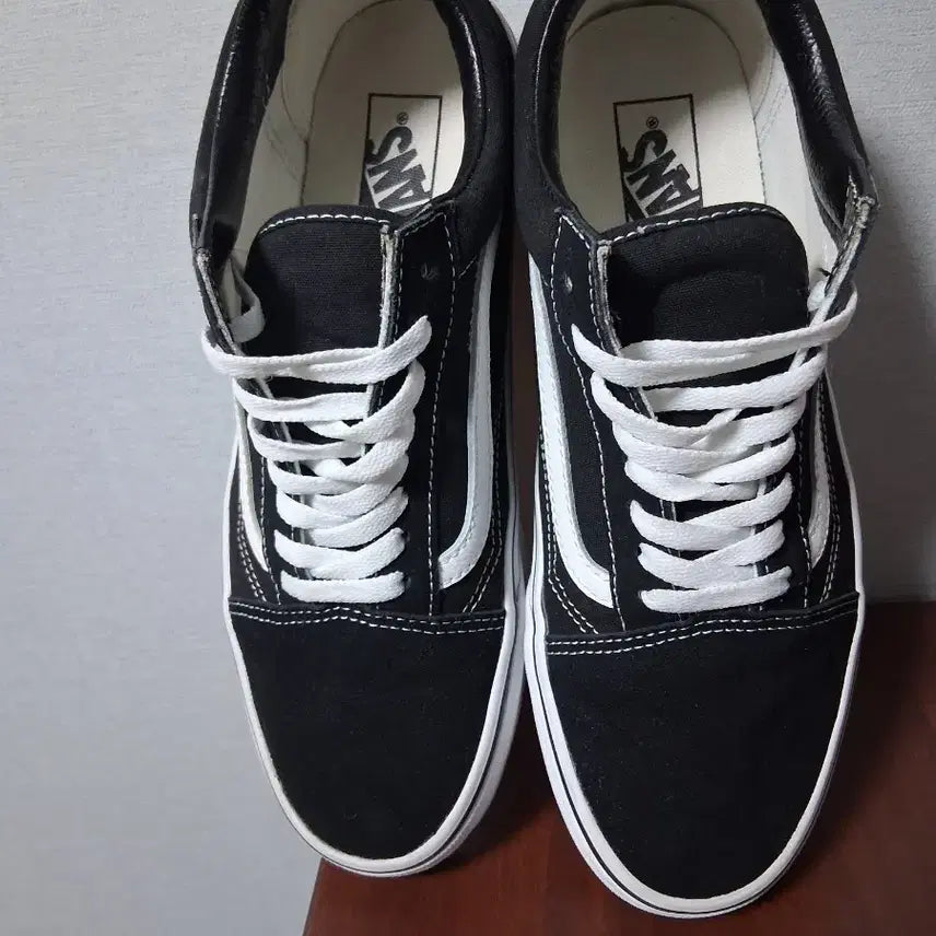 [BUNJANG] Vans Sneakers (275mm) / 반스 스니커즈 운동화 (275)