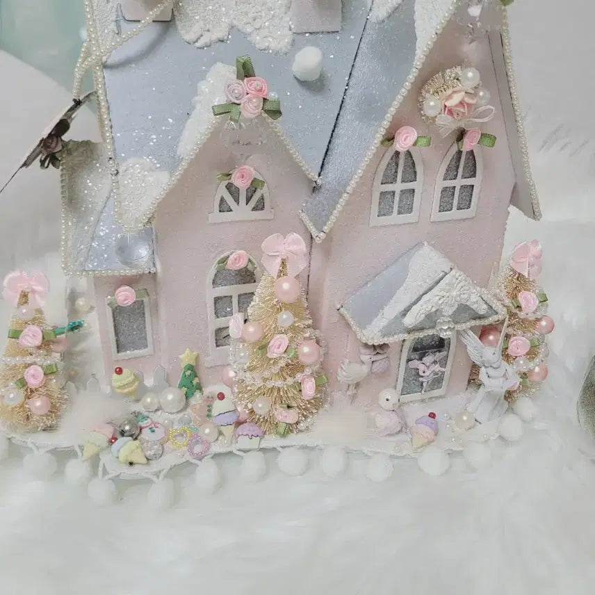 [BUNJANG] Pink Christmas House Ornament / 핑크 크리스마스 하우스 장식 소품