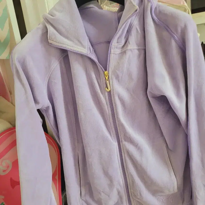 [BUNJANG] Juicy Couture Velvet Hoodie Zip-up Lavender / 쥬시 꾸뛰르 벨벳 후드 집업 라벤더
