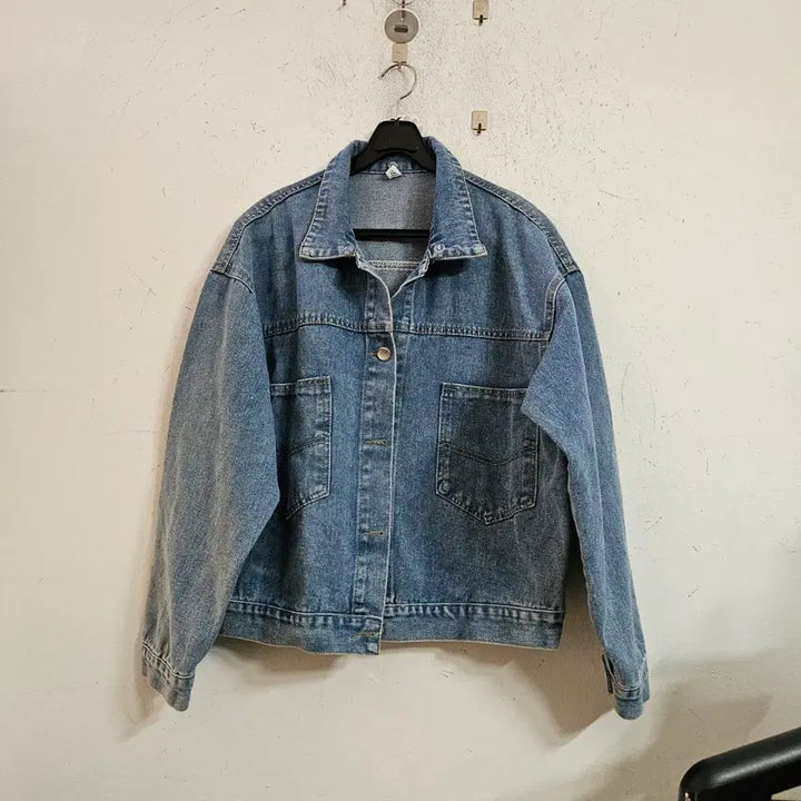 [BUNJANG] Love Patch Denim Jacket / 러브 패치 데님 청자켓