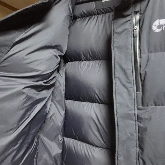 [BUNJANG] Nepa Men's Padded Jacket (Size 100) / 네파 남성 패딩 100사이즈
