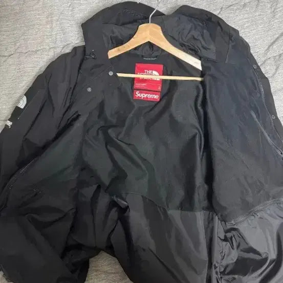 [BUNJANG] Supreme The North Face Windbreaker Jacket / 슈프림 노스페이스 바람막이 팝니다
