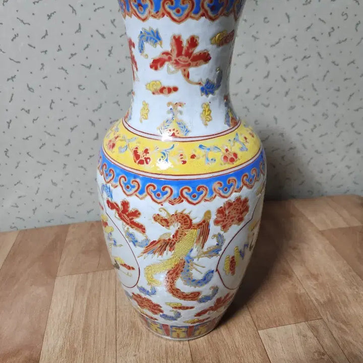 [BUNJANG] Chinese Five-Color Porcelain Vase / 중국  오채 도자기