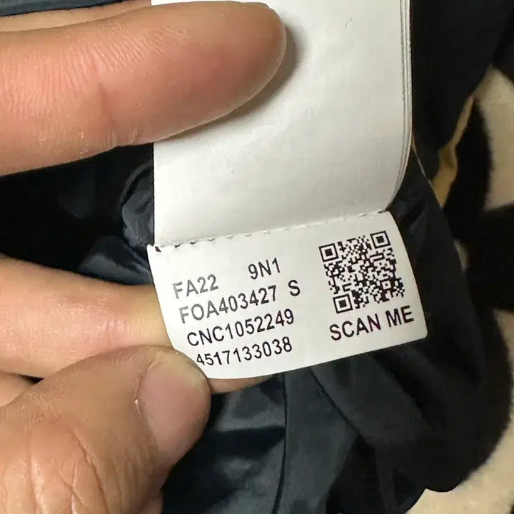 [BUNJANG] Oakley Padded Jumper Beige Navy Colorblock / 오클리 패딩 점퍼 해외판 색감 이쁨 주의