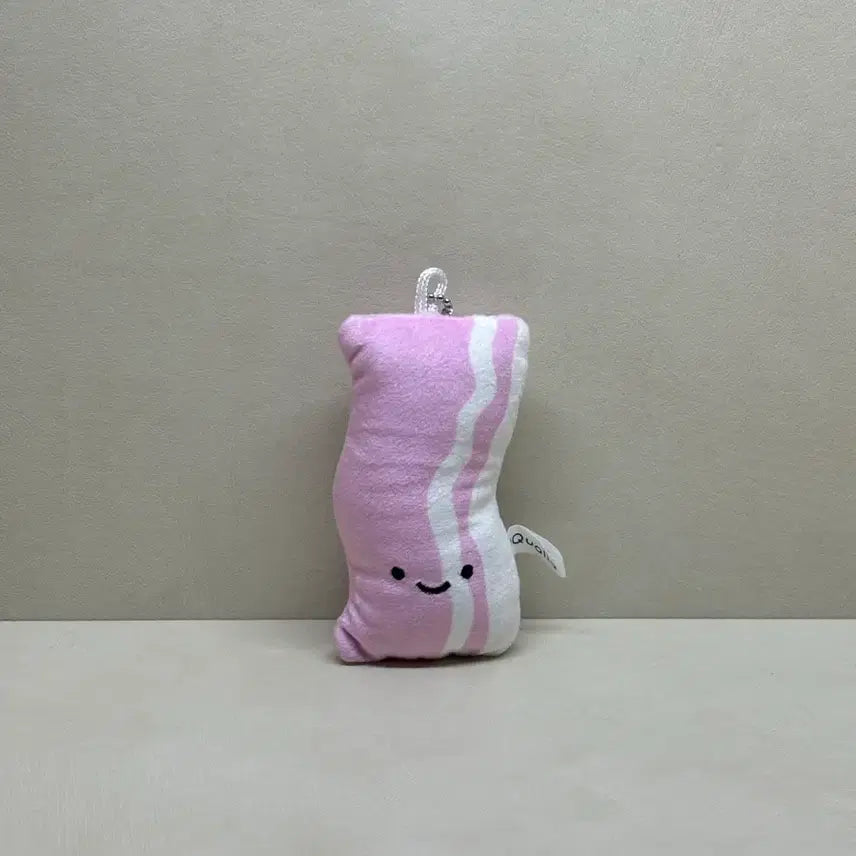 [BUNJANG] Nikkori Bacon Plush Keyring / 닛코리노 베이컨 인형 키링