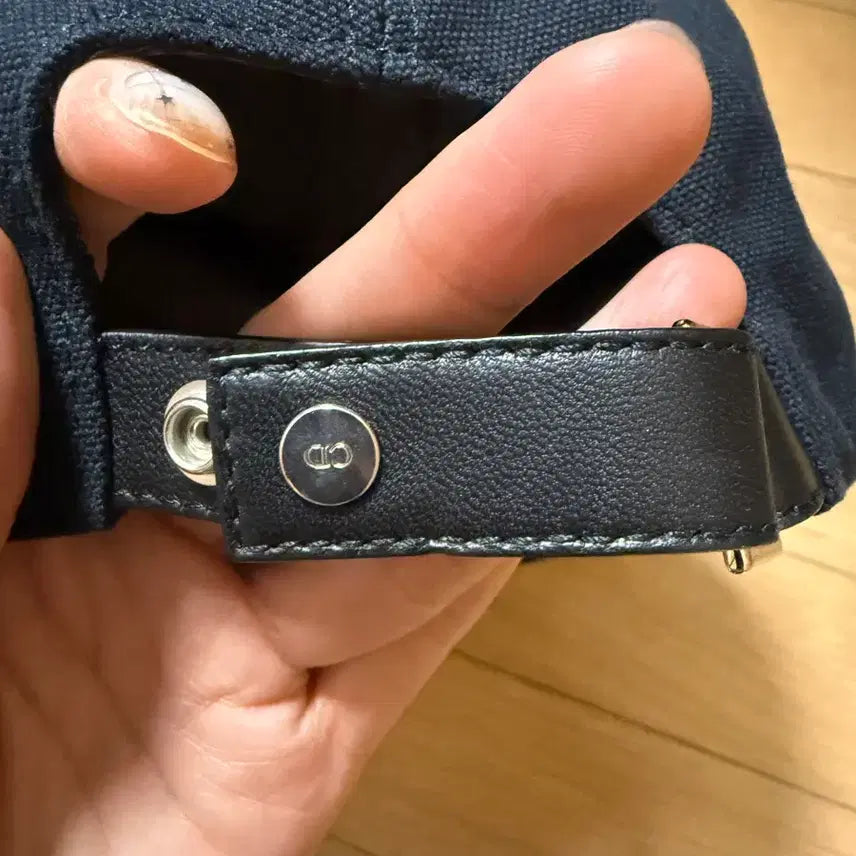 [BUNJANG] Dior KAWS Ball Cap Hat M / 디올 카우스 볼캡 모자 M