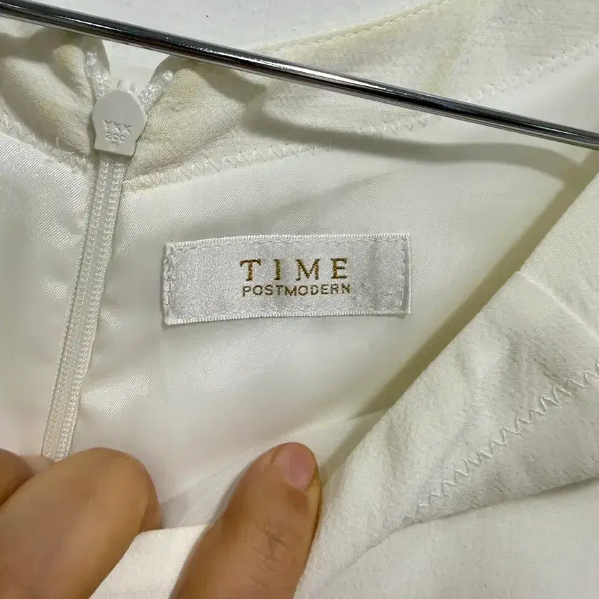 [BUNJANG] TIME White Linen Mini Dress / TIME타임 브랜드화이트 린넨 원피스 반팔 Free