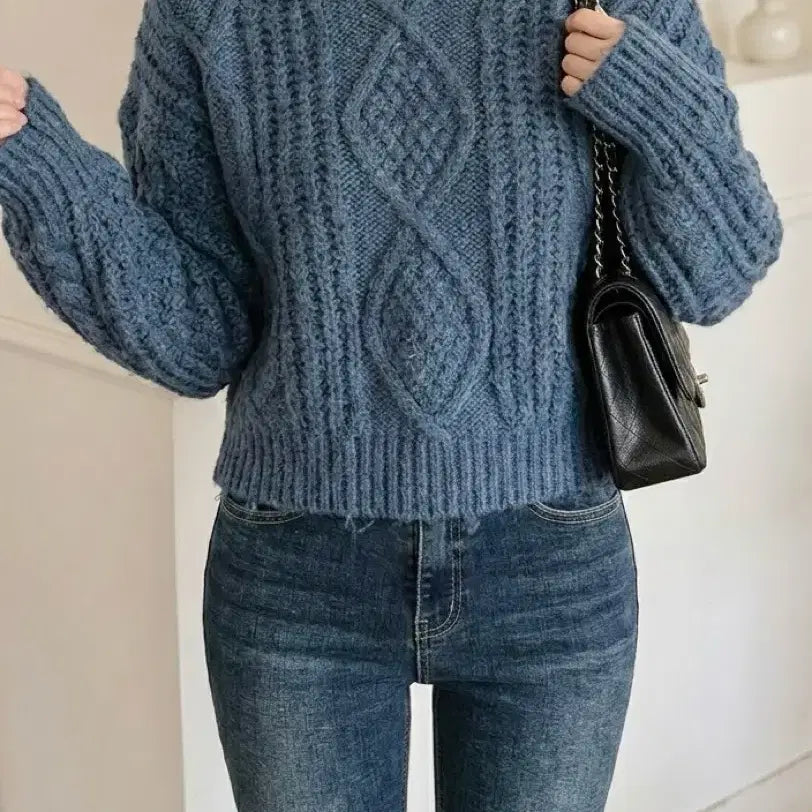 [BUNJANG] Kkwabaegi Crop Knit Top - Blue / 꽈배기 크롭 니트 블루