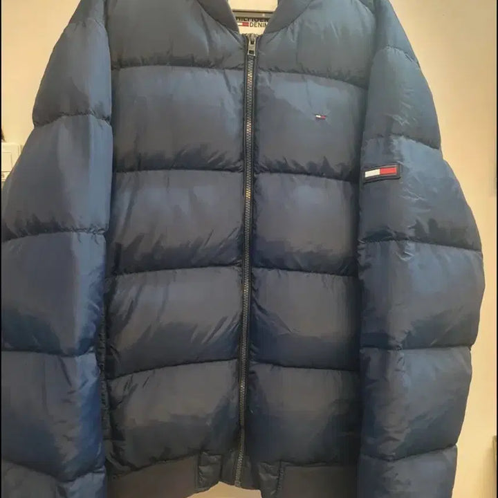 [BUNJANG] Tommy Hilfiger Navy Padded Jacket / 타미힐피거 네이비 패딩 / 타미힐피거 패딩 / 타미힐피거 자켓
