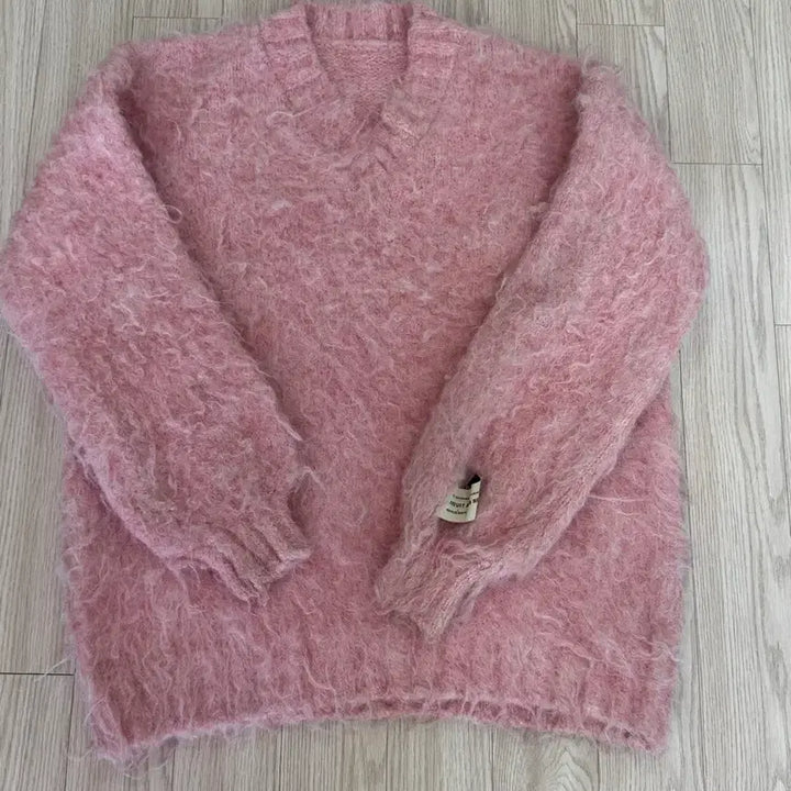 [BUNJANG] Pink Angora V-neck Knit Sweater / 핑크색 브이넥 앙고라 니트