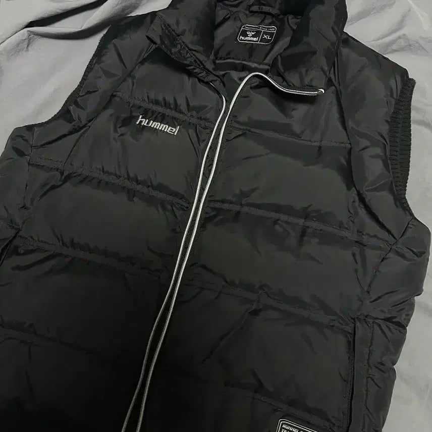 [BUNJANG] Hummel Black Padded Vest XL / Hummel 험멜 검정 패딩 조끼 XL
