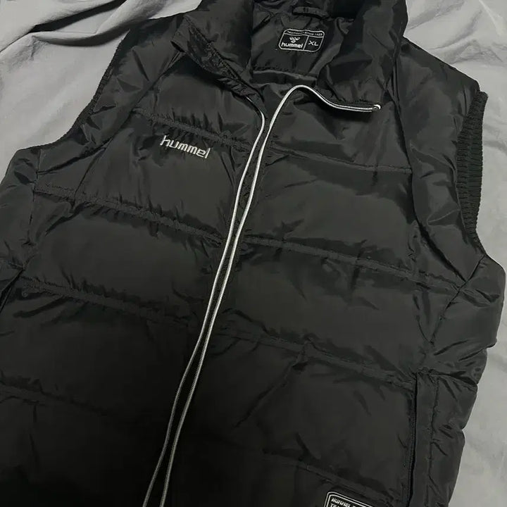 [BUNJANG] Hummel Black Padded Vest XL / Hummel 험멜 검정 패딩 조끼 XL