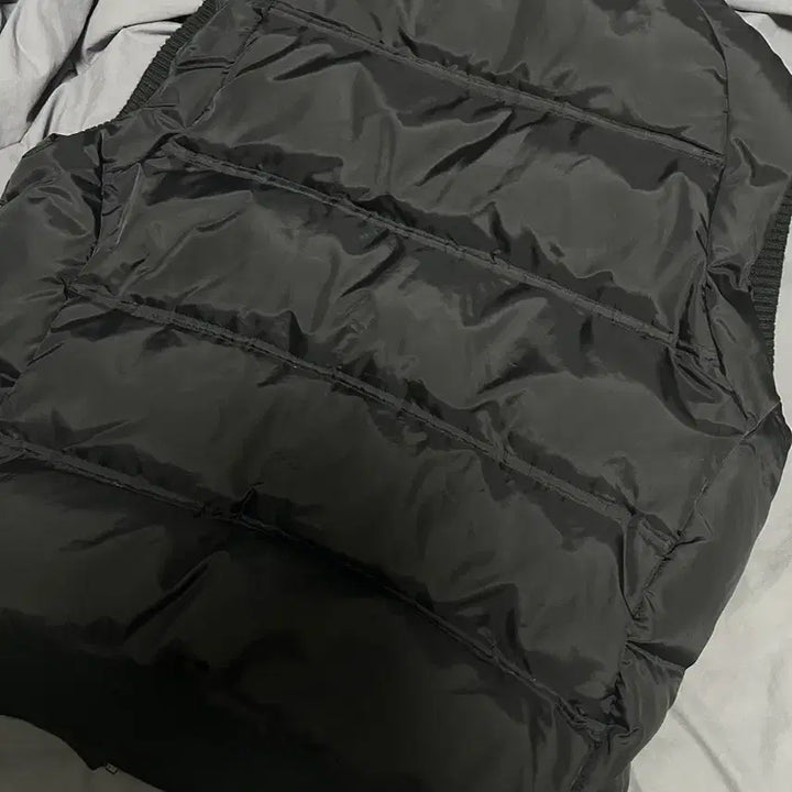 [BUNJANG] Hummel Black Padded Vest XL / Hummel 험멜 검정 패딩 조끼 XL