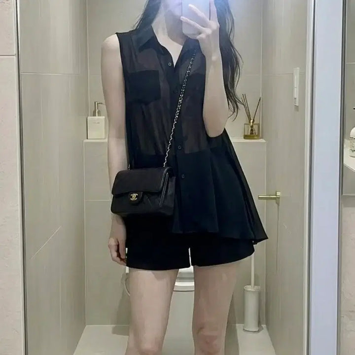 [BUNJANG] Black Sleeveless Sheer Blouse / 에이블리 블랙 시스루 셔츠 민소매 블라우스