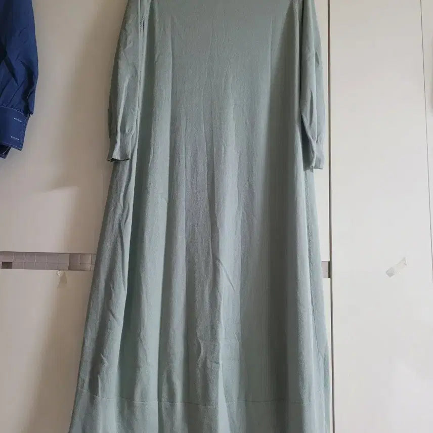 [BUNJANG] Pastel Green Holgarment Long Dress / 홀가먼트 파스텔그린 원피스