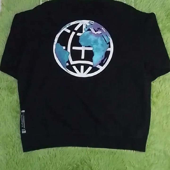 [BUNJANG] LMC Black Crewneck Sweatshirt / LMC 블랙 맨투맨 티셔츠 L(100) 사이즈