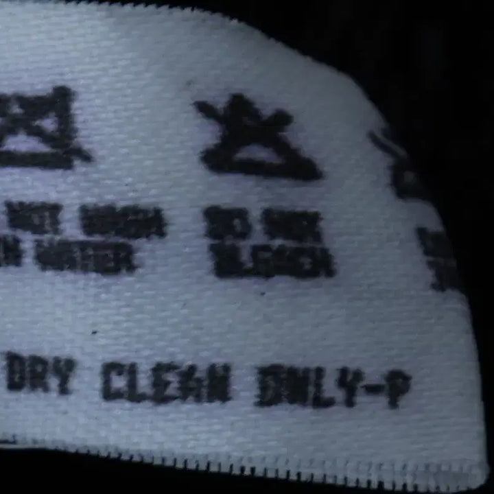 [BUNJANG] W. Trussardi Snake Pattern Zip-Up Windbreaker Jacket / W(S) 트루사르디 집업 바람막이 점퍼자켓 조끼 뱀피패턴-1758B