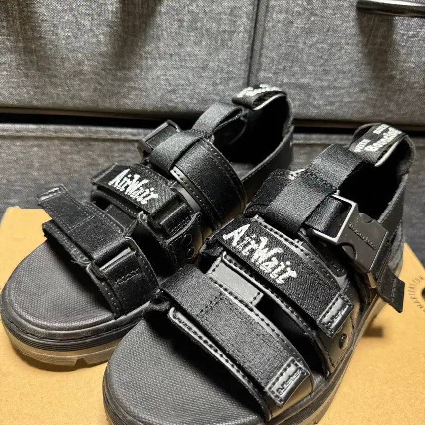 [BUNJANG] Dr. Martens Pearson Black Sandals / 닥터마틴 샌들 피어슨 블랙 uk3 (220-230)
