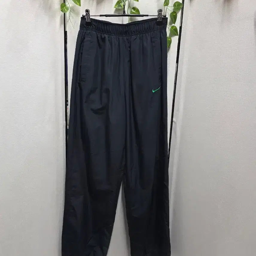 [BUNJANG] Nike Banded Pants / 나이키밴딩바지