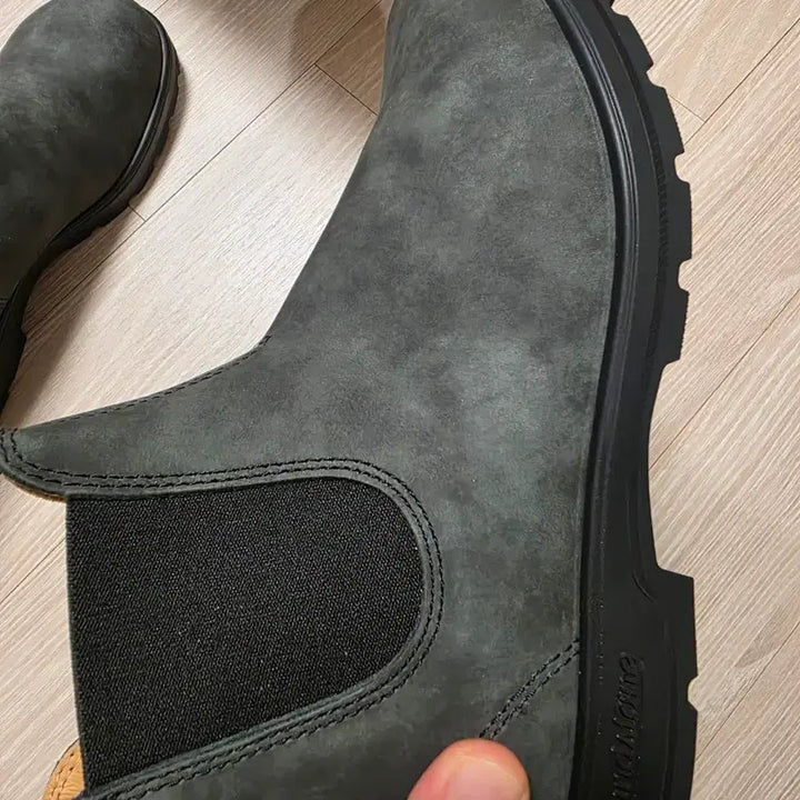 [BUNJANG] Blundstone Classic #587 Rustic Black Boots / 블런드스톤 Classic #587 러스틱블랙 UK 7.5 팔아요