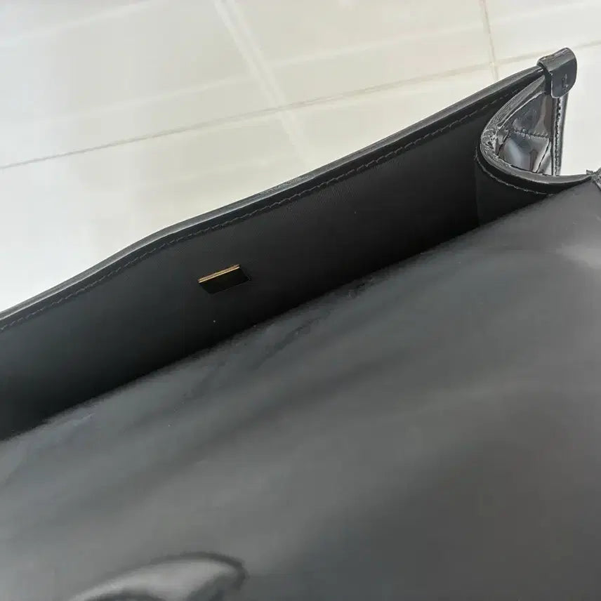 [BUNJANG] Chanel Patent Leather Backpack / 샤넬 페이던트 백팩