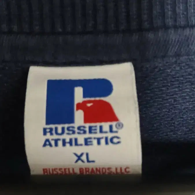 [BUNJANG] Russell Athletic Navy Sweatshirt 105 Size Oversized / 러셀 애슬레틱 네이비 맨투맨 105사이즈 오버핏 자연스러물빠짐