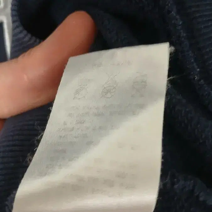 [BUNJANG] Russell Athletic Navy Sweatshirt 105 Size Oversized / 러셀 애슬레틱 네이비 맨투맨 105사이즈 오버핏 자연스러물빠짐