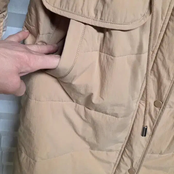 [BUNJANG] L'ESCCOVE Long Padded Coat Beige / L'ESCCOVE 롱 패딩 코트 베이지