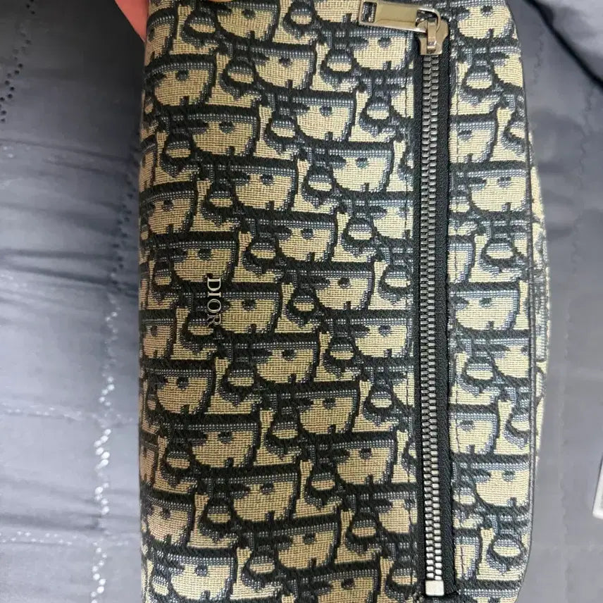 [BUNJANG] Dior Toiletries Bag / 토일레트리 디올