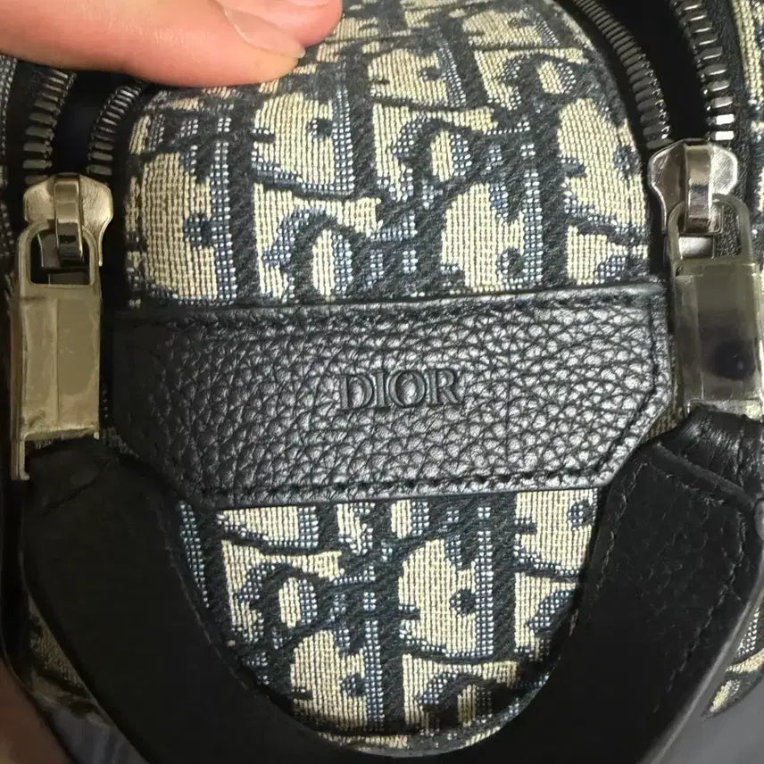 [BUNJANG] Dior Toiletries Bag / 토일레트리 디올