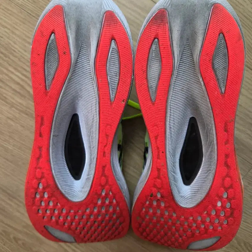 [BUNJANG] Asics Magic Speed 4 Safety Yellow Black Running Shoes / 270 2E) 아식스 매직스피드 4 세이프티 옐로우 블랙
