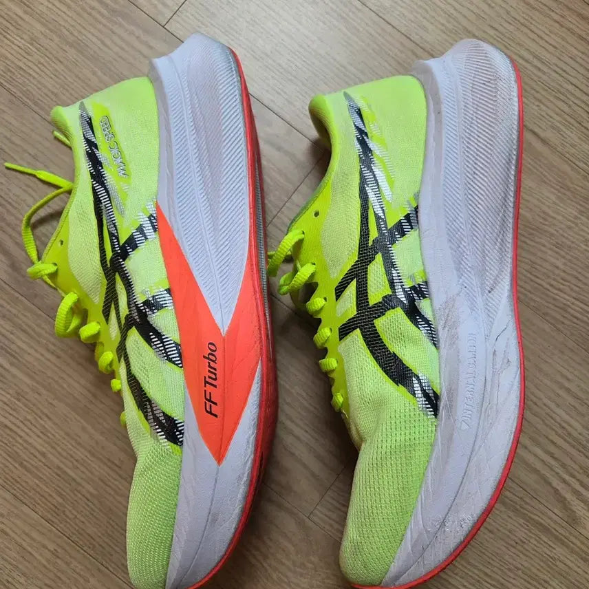 [BUNJANG] Asics Magic Speed 4 Safety Yellow Black Running Shoes / 270 2E) 아식스 매직스피드 4 세이프티 옐로우 블랙