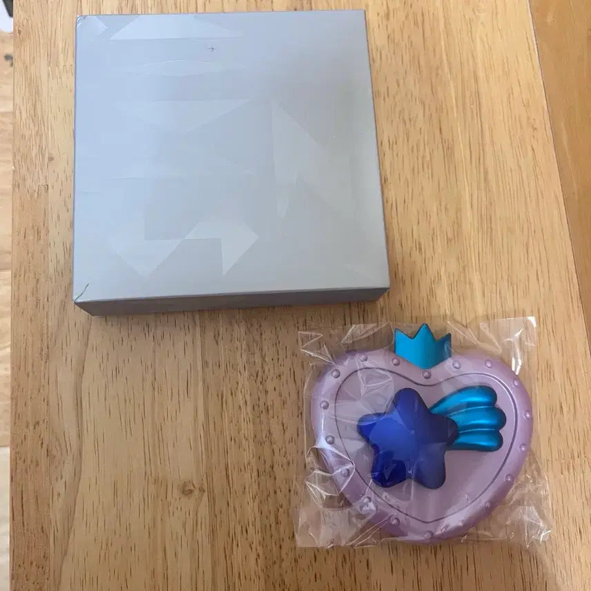 [BUNJANG] Kenshi Yonezu Henshin Mirror / 요네즈 켄시 변신 굿즈 변신 거울 변신 미러