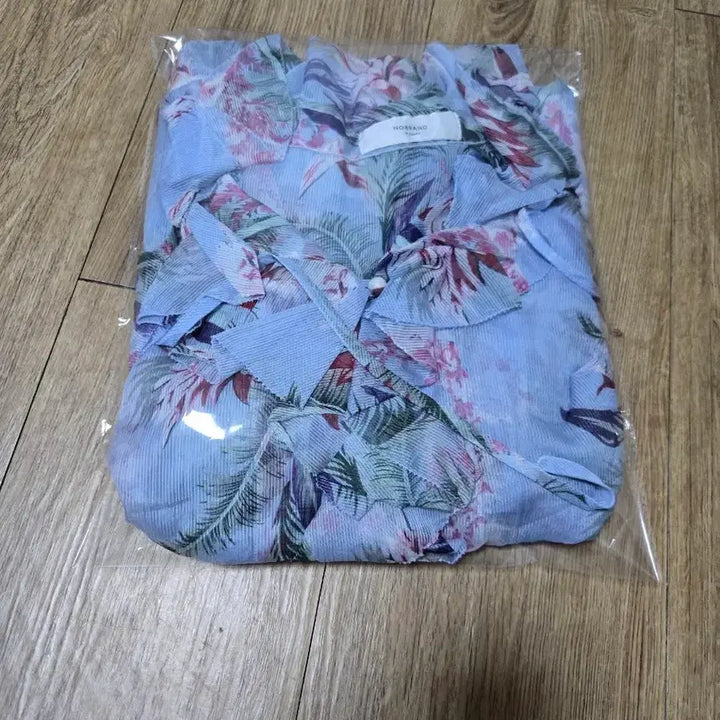 [BUNJANG] Floral See-Through Mini Dress Light Sky Blue / 플라워 시스루  미니 원피스 연한 하늘색