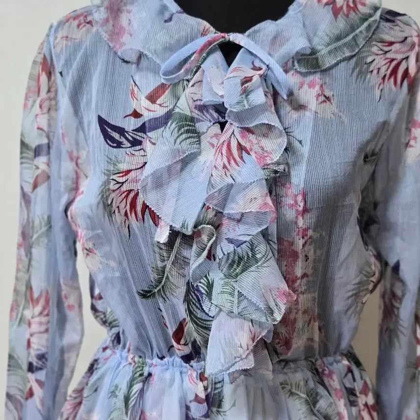 [BUNJANG] Floral See-Through Mini Dress Light Sky Blue / 플라워 시스루  미니 원피스 연한 하늘색