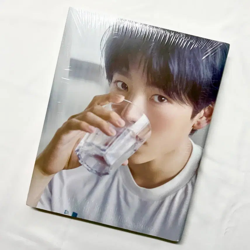 [BUNJANG] NCT WISH Yushi Onesummerwish Photobook / (미개봉) 엔시티 위시 유우시 포토북 원썸머위시 전시 화보집 전시회