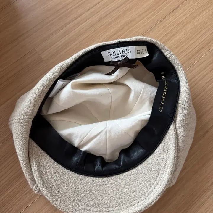 [BUNJANG] Solaris&amp;Co Casquette Hunting Cap / Solaris&amp;Co 솔라리스앤코 캐스켓 헌팅캡 판매합니다.