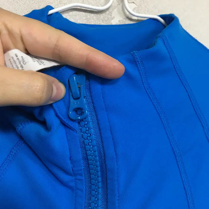 [SOLD OUT] 룰루레몬 디 파인 자켓 4