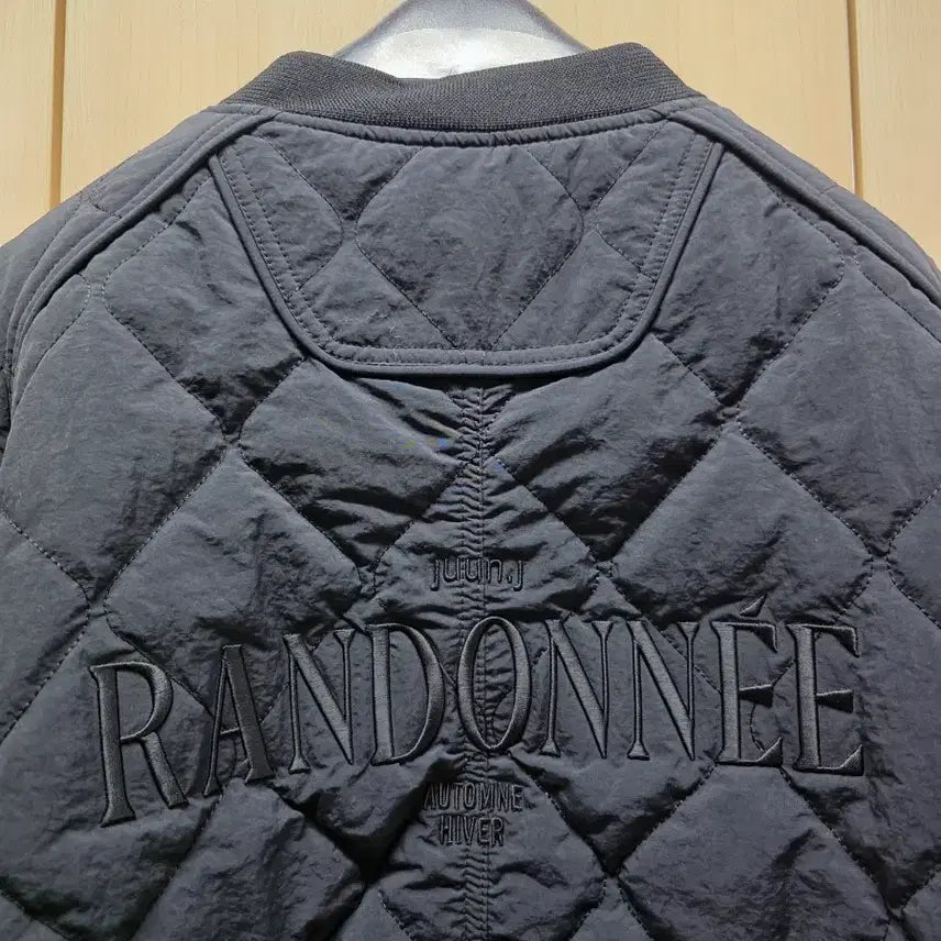 [BUNJANG] Juun.J Reversible Quilted MA-1 Bomber Jacket / 준지 / 22fw 퀼팅 리버시블 마원 / 48