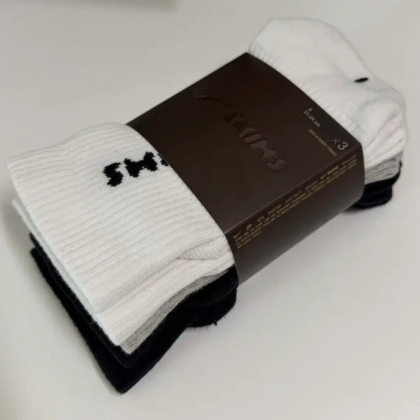 [BUNJANG] Nike Skims Crew Socks Set / 나이키 스킴스 양말 (마지막 가격)