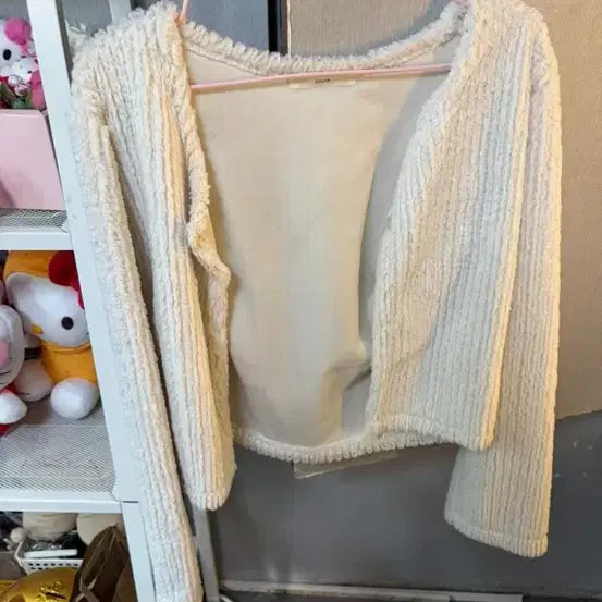 [BUNJANG] Ivory Boucle Knit Cardigan / 아이보리 가디건