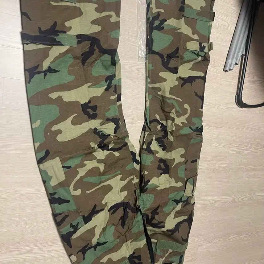 [BUNJANG] US Military JSLIST Chemical Protective Suit Set (L/L) Woodland / 미군 JSLIST 화생방 방호복 상하의 세트 (L/L) 1999년 우드랜