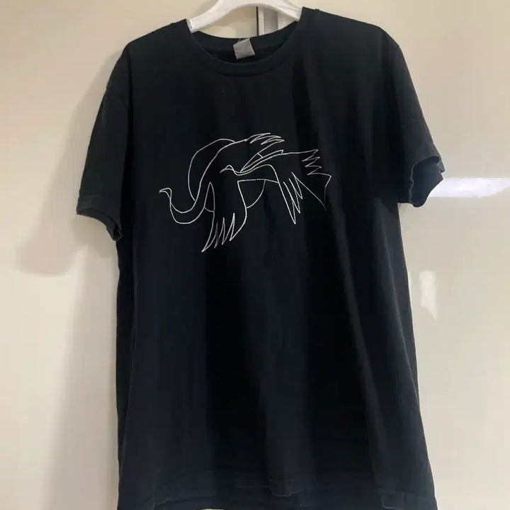 [BUNJANG] Black Printed T-shirt - Navy Logo Shirt / 개당)블랙 프린팅 티셔츠 네이비 로고치셔츠