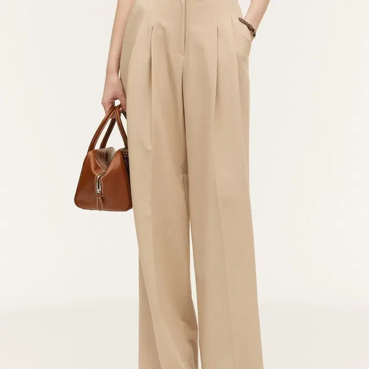 [BUNJANG] Unworn Beige Pleated Slacks / 시에 핀턱 슬랙스 봄여름용