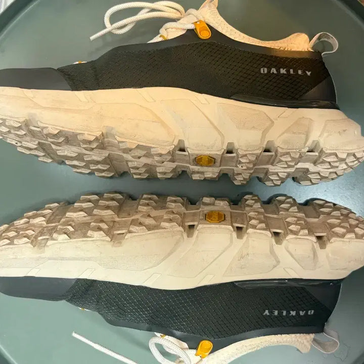 [BUNJANG] Oakley Sneakers 270 / 오클리 운동화 270