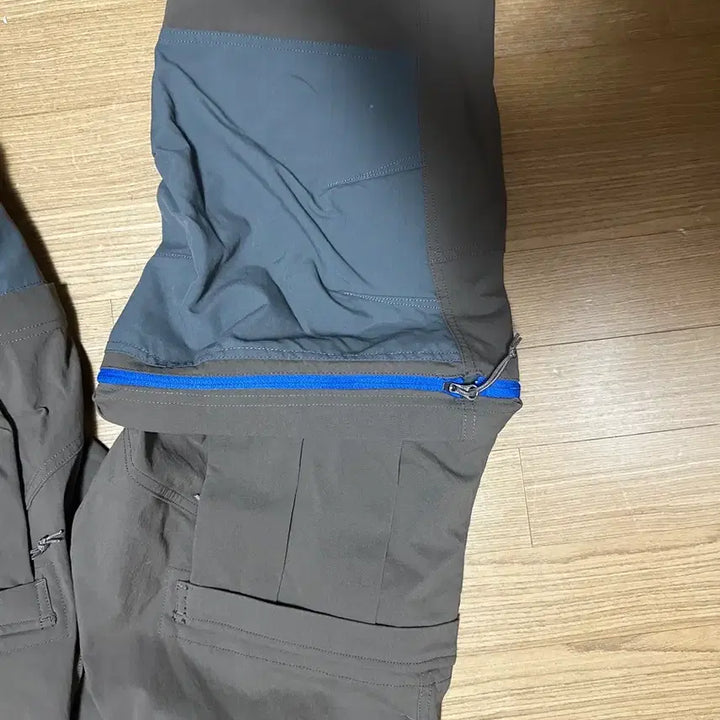 [SOLD OUT] 나이키 ACG 써밋 카고 팬츠 아이언스톤 M사이즈 EU버전