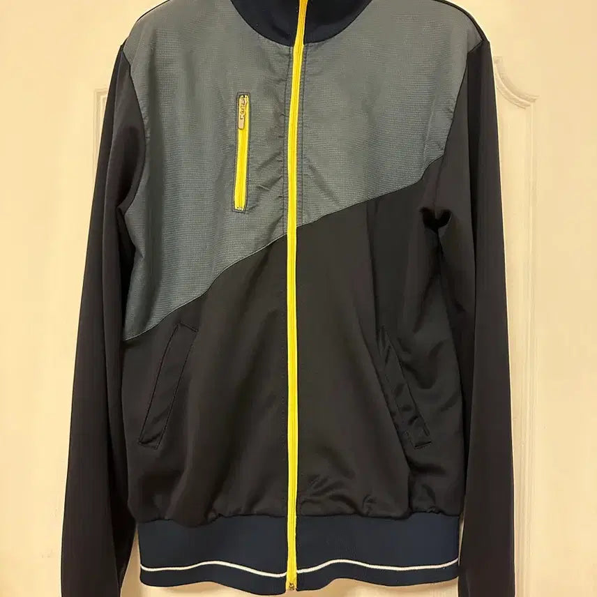 [BUNJANG] GELIO Training Suit Set / 게리오 트레이닝복 세트 팝니다