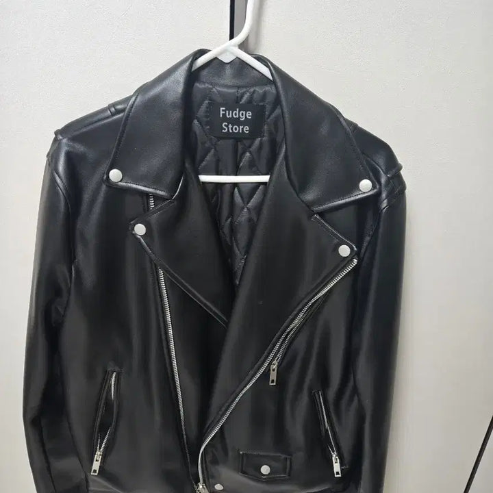 [BUNJANG] LAFUDGE Buffing Leather Rider Jacket - Women's / 라퍼지(LAFUDGE) 스토어 버핑 레더 라이더 자켓 여성용