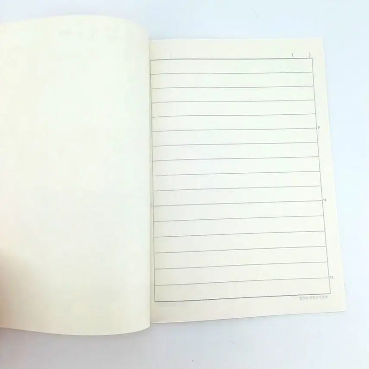 [BUNJANG] Vintage Mischievous Girl Notebook / 심술꾸러기 소녀 공책 노트 고전문구